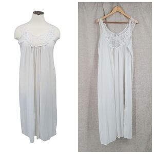 Delta Burke Vtg White Nylon and Lace Nightgown Slip Dress Women's Plus Size 1X